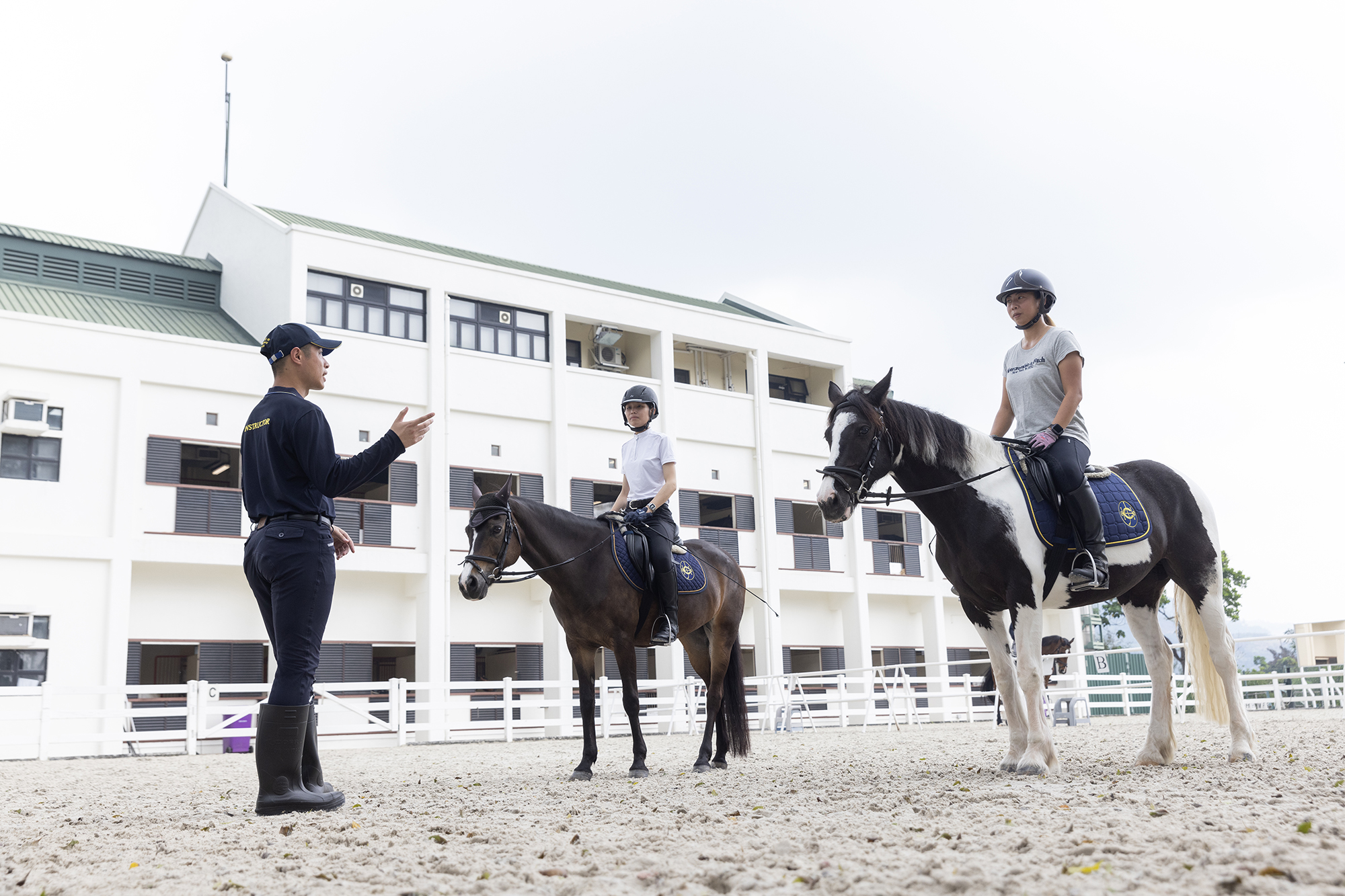 LYM-riding-lesson